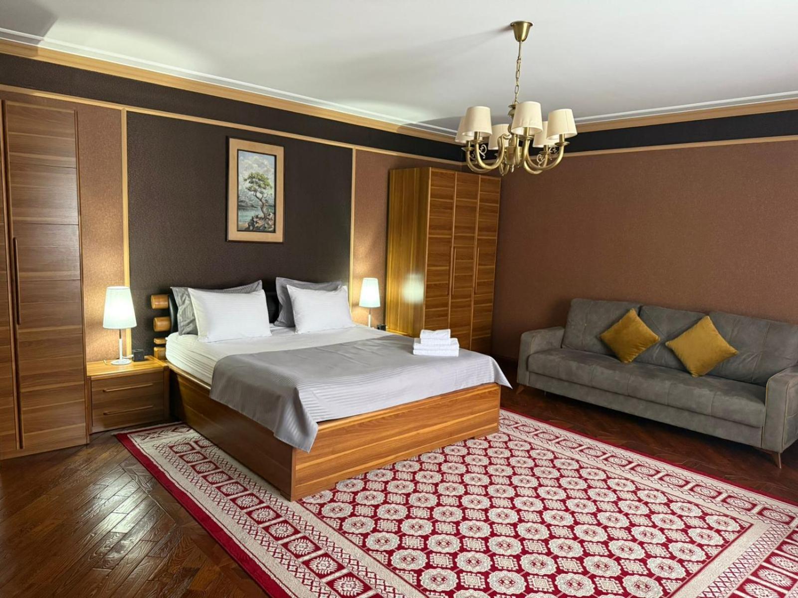 Turan Semey Grand Hotel Екстер'єр фото